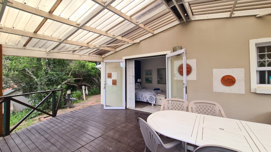 5 Bedroom Property for Sale in Kenton On Sea Eastern Cape
